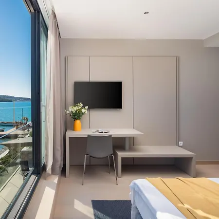 別荘 3 Bedroom Cozy In